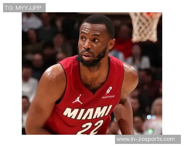 热火对阵老鹰维金斯因左腿筋紧张缺阵场均156分49板的他将缺席比赛